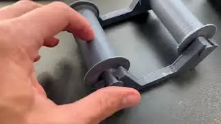 Spool holder/roller