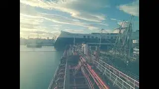 Devasa gemi limandan kalkış manevrası Grimaldi hybrit Ro-Ro Barcelona