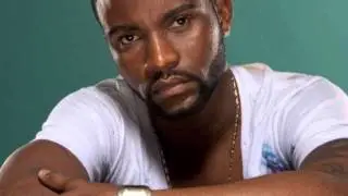 Fally Ipupa - Une minute (Fr)