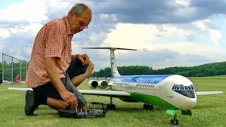 IL-62 ILJUSCHIN FASCINATING SCALE MODEL AIRLINER TURBINE JET FLIGHT DEMONSTRATION