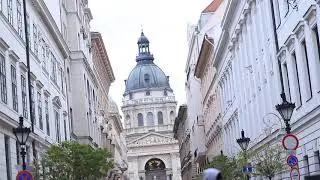 Dj Gin Vinyla play live mix @Budapest Hungary. Street party.