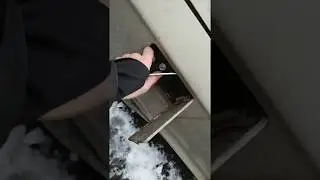 Что делать если крышка бензобака прокручивает? Прокручивает крышка бензобака