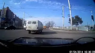 Авария Ставрополь 07 04 2014 г пересечение ул Серова ул  Достоевского HD