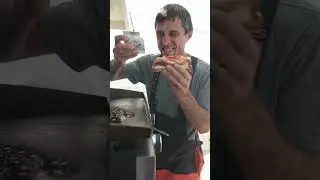 Maine lobster roll door dash! 😂