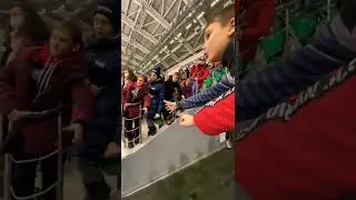 Подари клюшек 