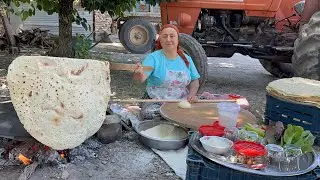 Yufka Ekmek Yapıyoruz ~ Kahvaltıya Sıcak Ekmek Yağladım