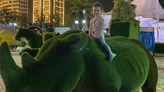 Амина на цветочном парке в Грозном 