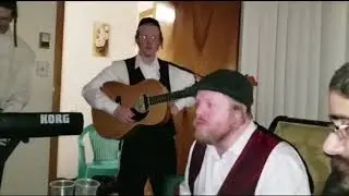 Divrei Torah from RTK TEAM live kumzits
