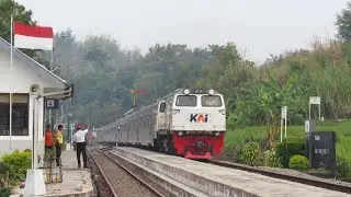 NGEBUT!! KERETA API ARGO WILIS PULANG KANDANG BERJALAN DENGAN KECEPATAN TINGGI
