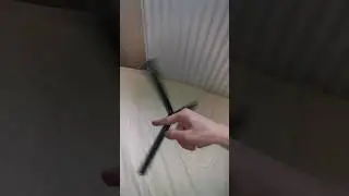 thumb chap to rev index roll (slow motion) (balisong/butterfly knife tricks)