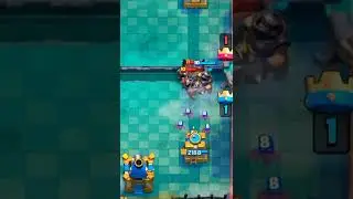 Pobre montapuercos 😔- CLASH ROYALE