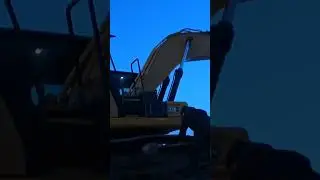 конец смены и так каждый день #excavator