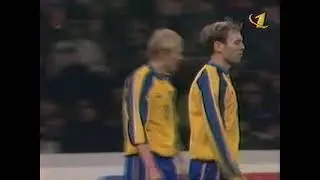 83. Отборочный матч чемпионата Европы 2000 год Россия-Украина (фрагменты матча)