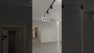 световые линии переходящие в треки,как вам такое освещение?)