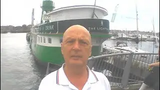 A quick lrf  on Milllenium Pier