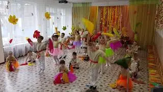 Энергичный  и яркий танец в детском саду с участием Добрыни Кириенко!