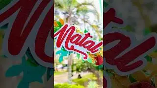 Fizemos uma grande Guirlanda de Natal que serve como painel de fotos. #Natal2023
