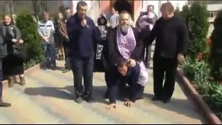 Непривитых в рай не пустят! Папа сказал!