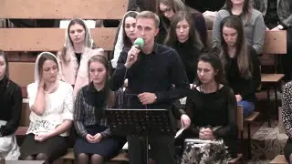 У Бога нету дефицита в слугах / Стих