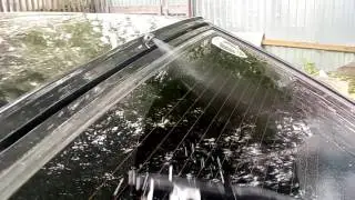 Задний стеклоомыватель
