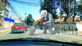 फुटपाथमा किन हिडदैनन मान्छे ? Kathmandu Street