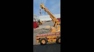 BID ON EQUIPMENT Item: 402973 - BRODERSON IC-20 Crane (video 1)