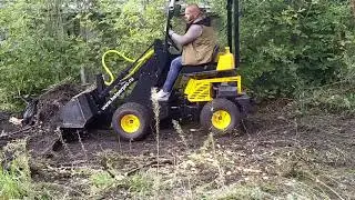 Очистка территории, выравнивание и подготовка к установке забора. Helper 300 Pro в деле!