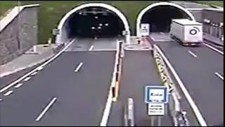 Freak Car Crash