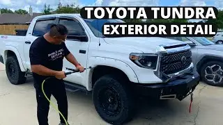 TOYOTA TUNDRA EXTERIOR DETAIL