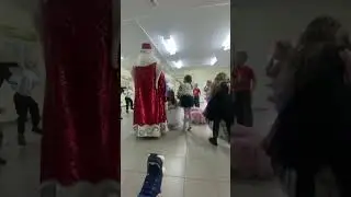 Виолетта тв Игра в снежки с классом