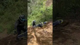 Tanjakan Gampang Kok Repot #trail #motocross #enduro #tanjakan #viralvideo #viralshort