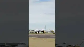 Who’s that arriving at #Heathrow? 🕵️‍♂️ #airportnews #airline #travelling