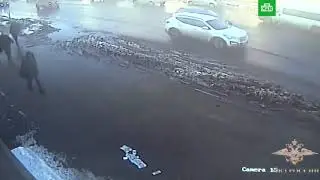 Прикол. Вор раздает бабло. Как такое может быть? Жесть угарный случай.