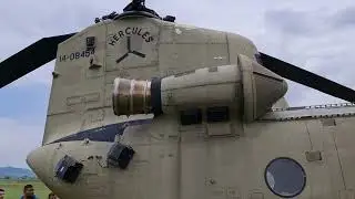 The Amazing Boeing CH-47 Chinook, tandem rotor helicopter