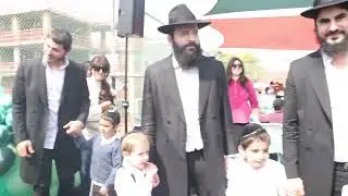 'All My Children' Parents Celebrate Sons Hachnosa L’Cheder