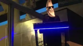 Mac Tonight Animatronic 409 - Beach Boys