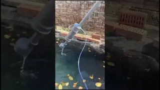 Собираем мусор со дна пруда