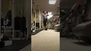 knee strikes