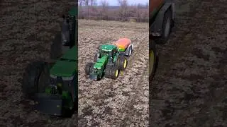 Внесення добрив John Deere+Amazone