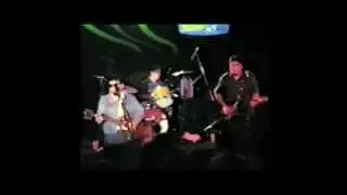 Los Lobos 'Don't Worry Baby' 1986-11-21 San Rafael, CA