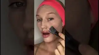 Meredith Duxbury Viral Foam Primer Review