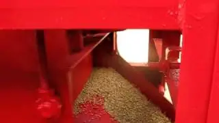 Amar Thresher on Wheat Crop.avi
