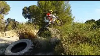 Caída en neumáticos extrem curso Xavi León