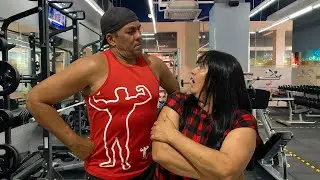 SOBRINHO FOLGADO VISITA A TIA E ISSO ACONTECE😨