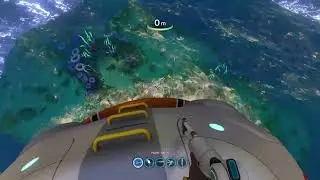 Subnautica but im scared of deep water