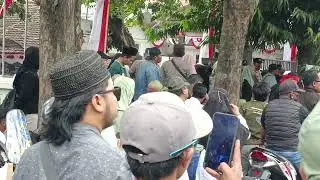 Gus Haris daftar Bupati ke KPU | Qosidah terak mencorong di jalan raya depan KPU