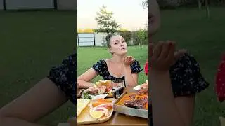 Let's join the three beautiful people for a meal, shall we? 