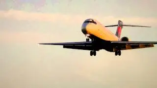 Delta 717 N989AT landing on 33L at BWI
