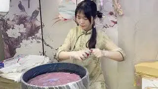 Making Chinese hand-painted fans, half natural, half artificial. #painting #art #diy