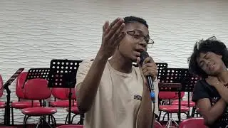 VEJA A SIMPLICIDADE DESSE JOVEM 😭 O CÉU DESCEU - SAMUEL AZEVEDO